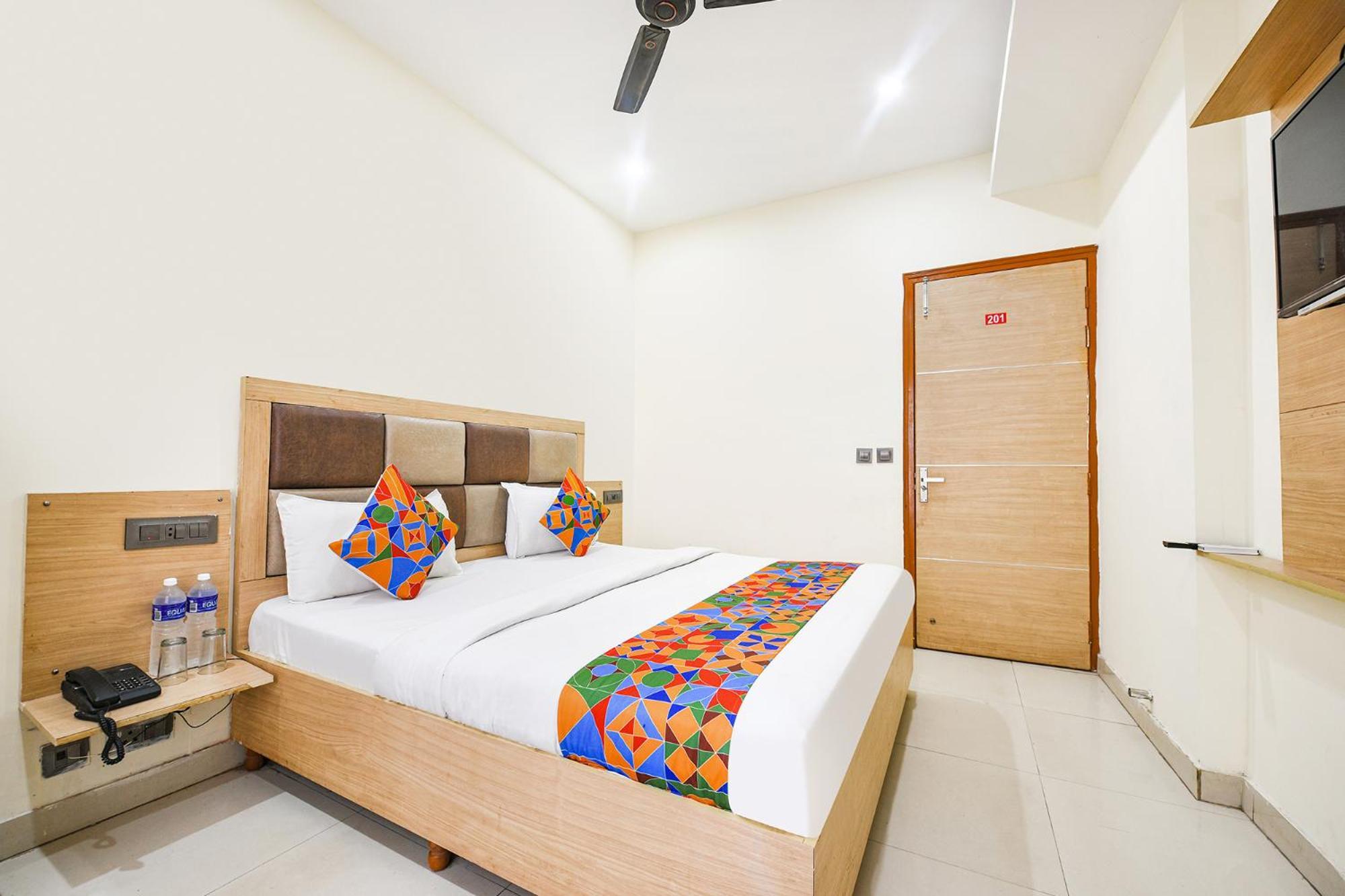 Fabescape Panchkula Motels Esterno foto